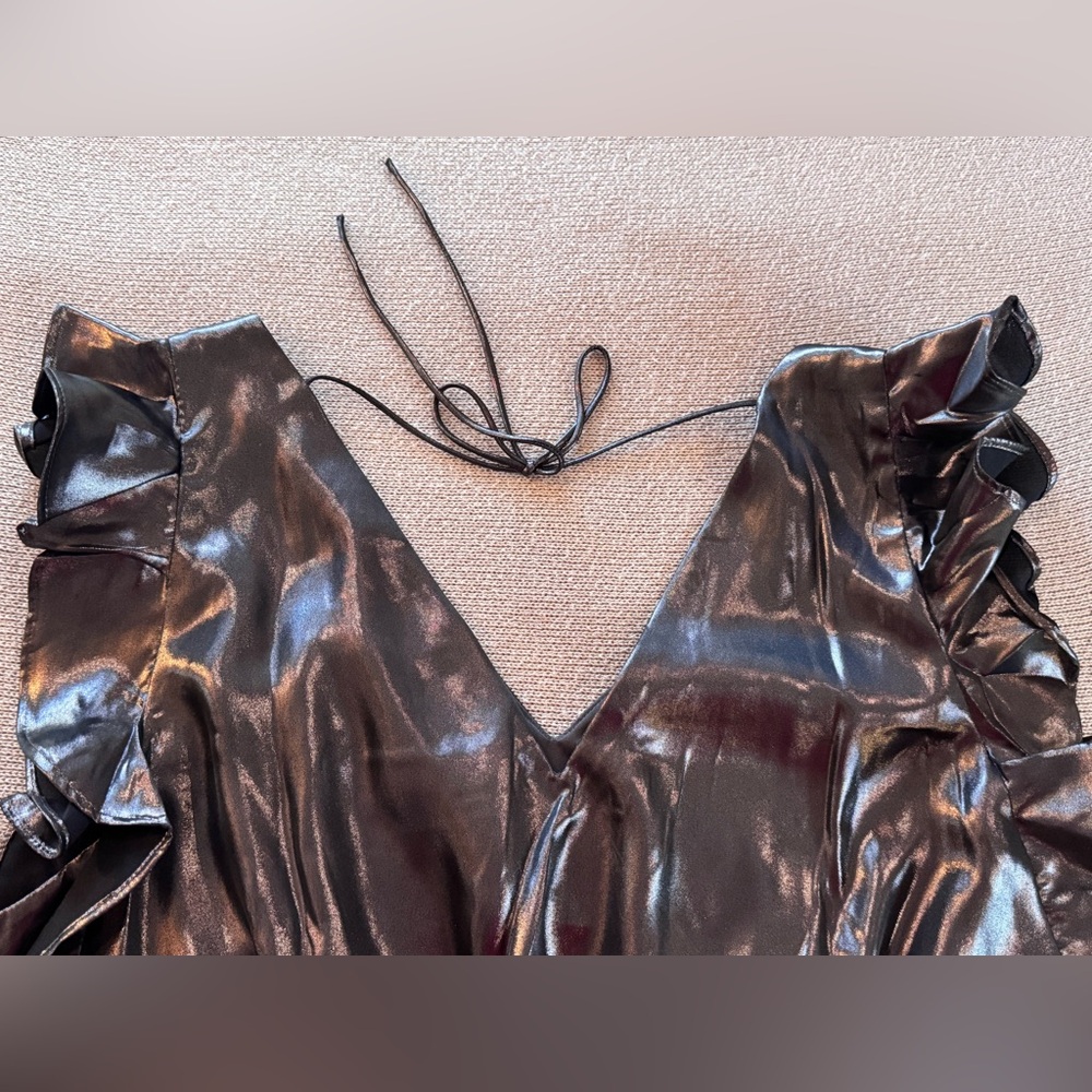 Nine West Sleeveless Ruffle Smocked Hem Top - Picture 7 of 11